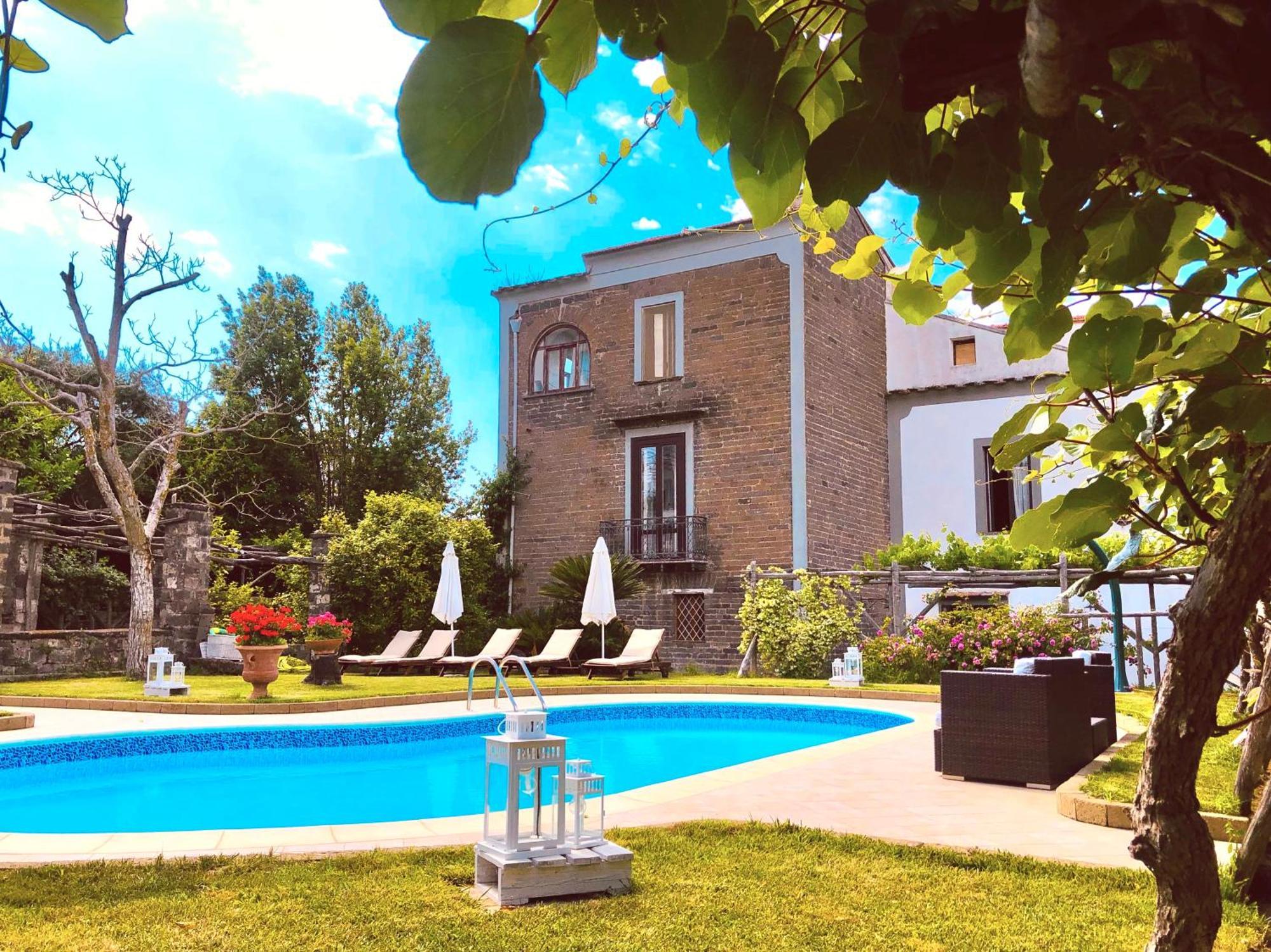 La Dimora: Relax In A Lovely Garden Massa Lubrense Luaran gambar